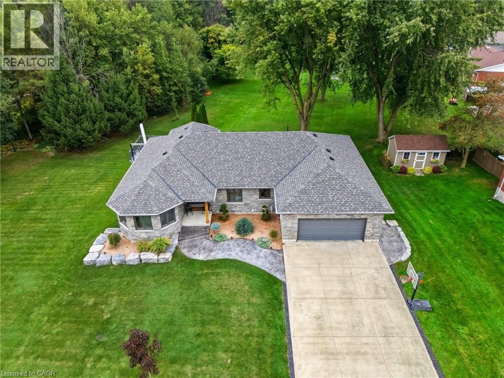 29 Mcdonald Street W, Listowel