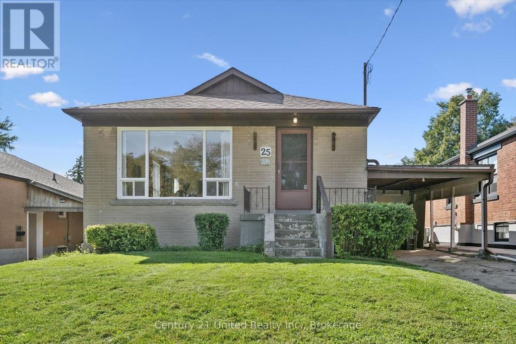 25 Vankirk Road, Toronto (dorset Park)