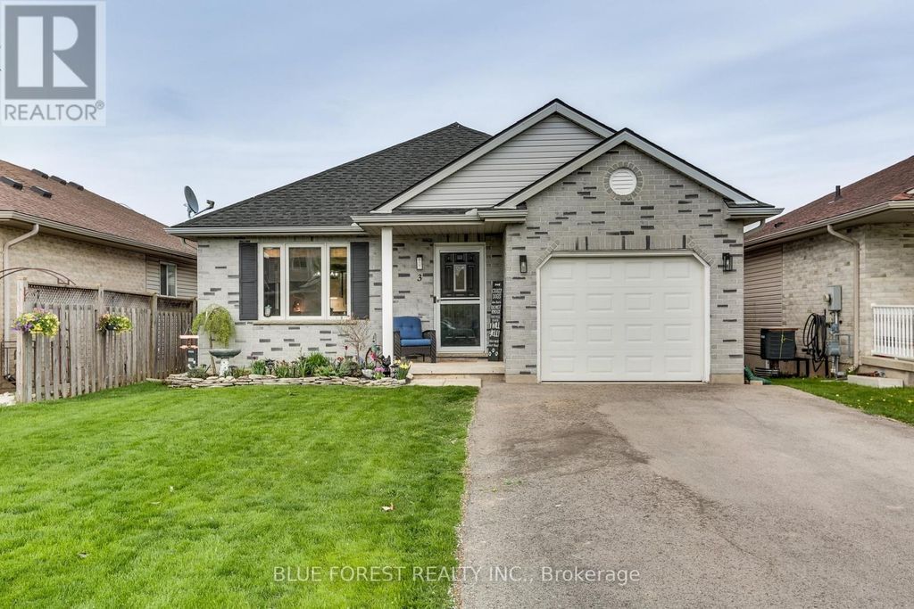 3 Meadowvale Drive, St. Thomas