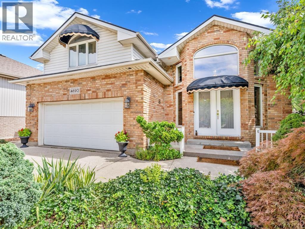 4690 Jessica Way, Windsor