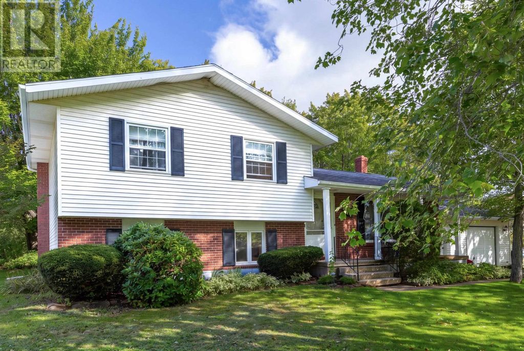 2 Greenleaf Drive, Charlottetown
