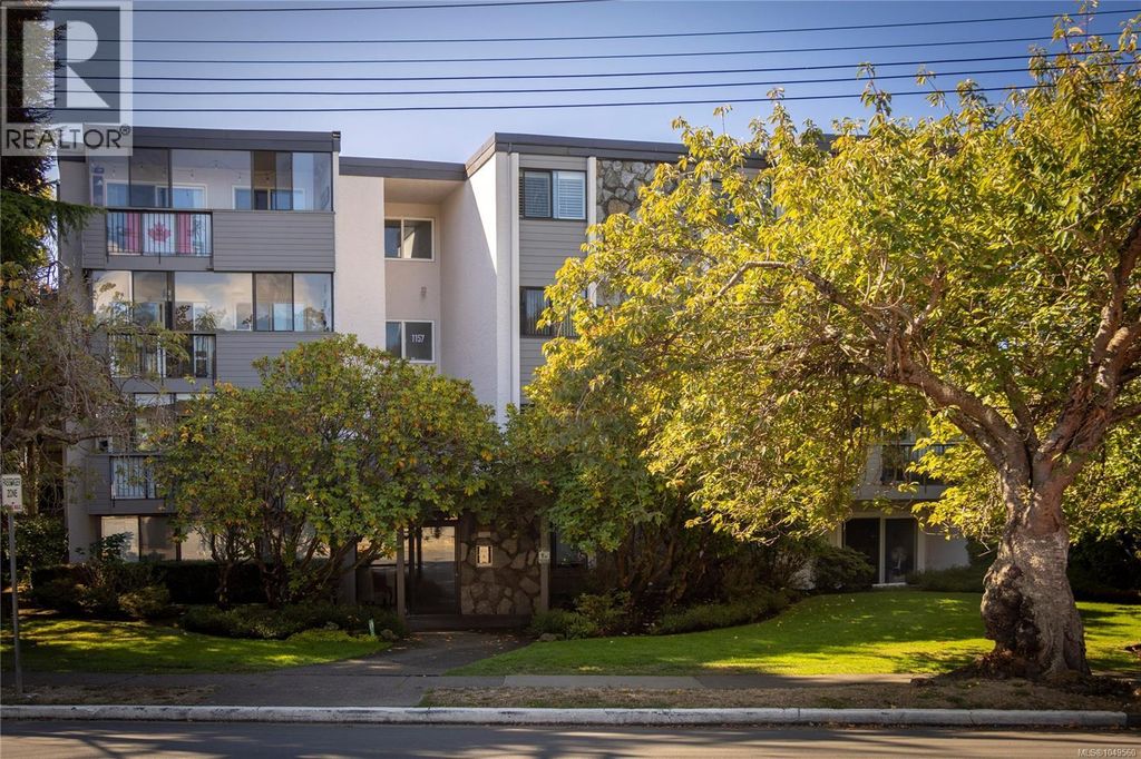 402 1157 Fairfield Rd, Victoria