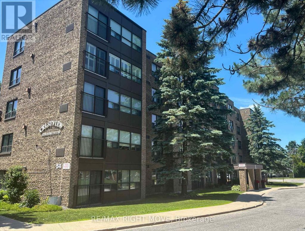 202 - 54 Fittons Road W, Orillia