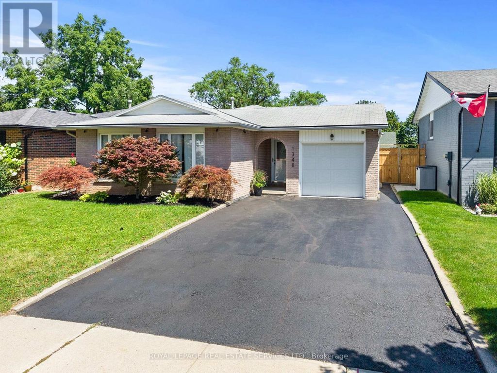 1348 Janina Boulevard, Burlington (tyandaga)