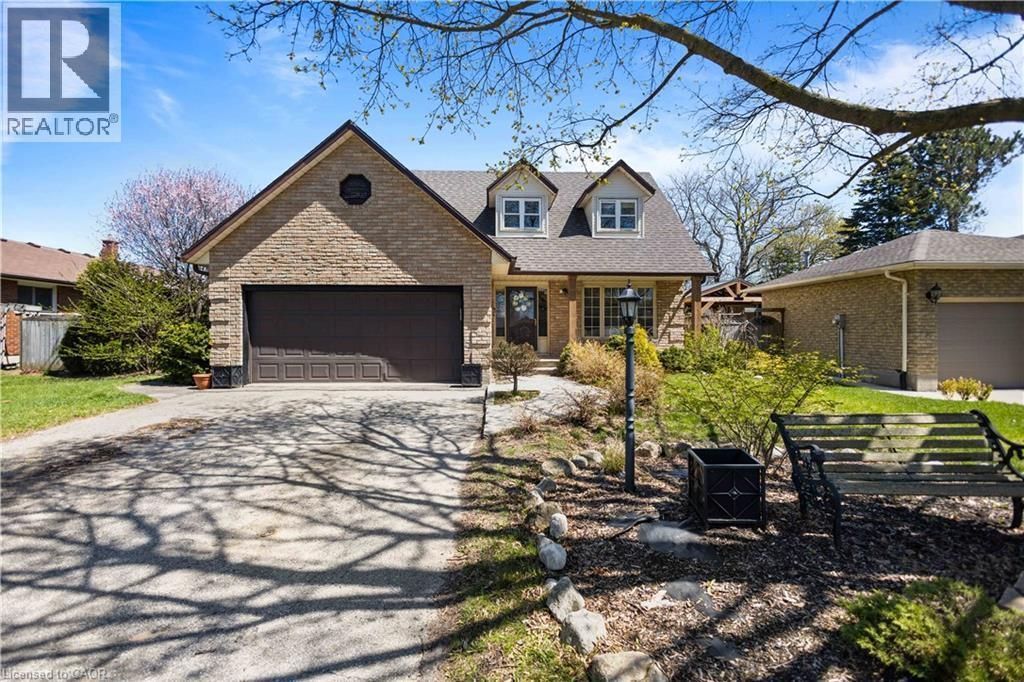 10 Atwood Crescent, Simcoe