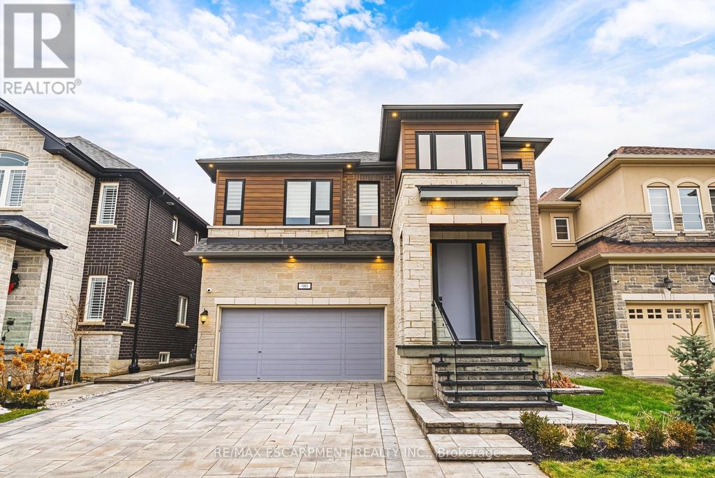 90 Robertson Road, Hamilton (meadowlands)