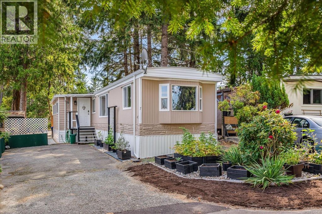 7 1247 Arbutus Rd, Parksville
