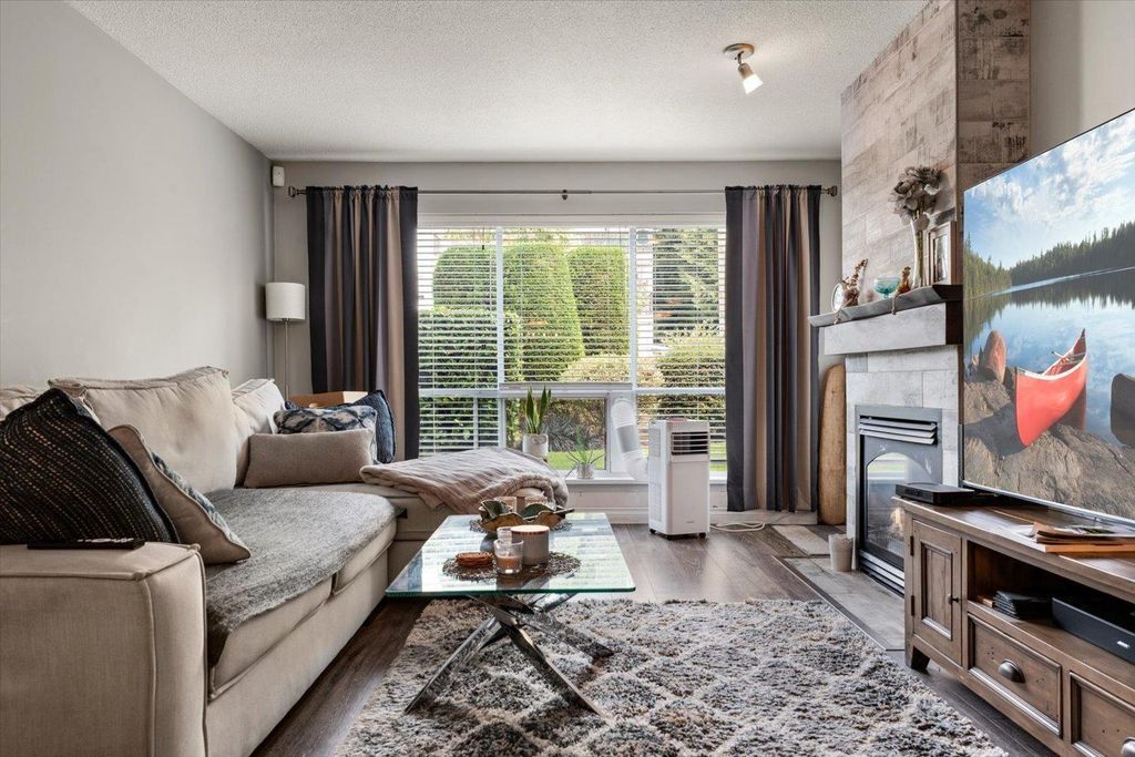 102 33280 E Bourquin Crescent, Abbotsford