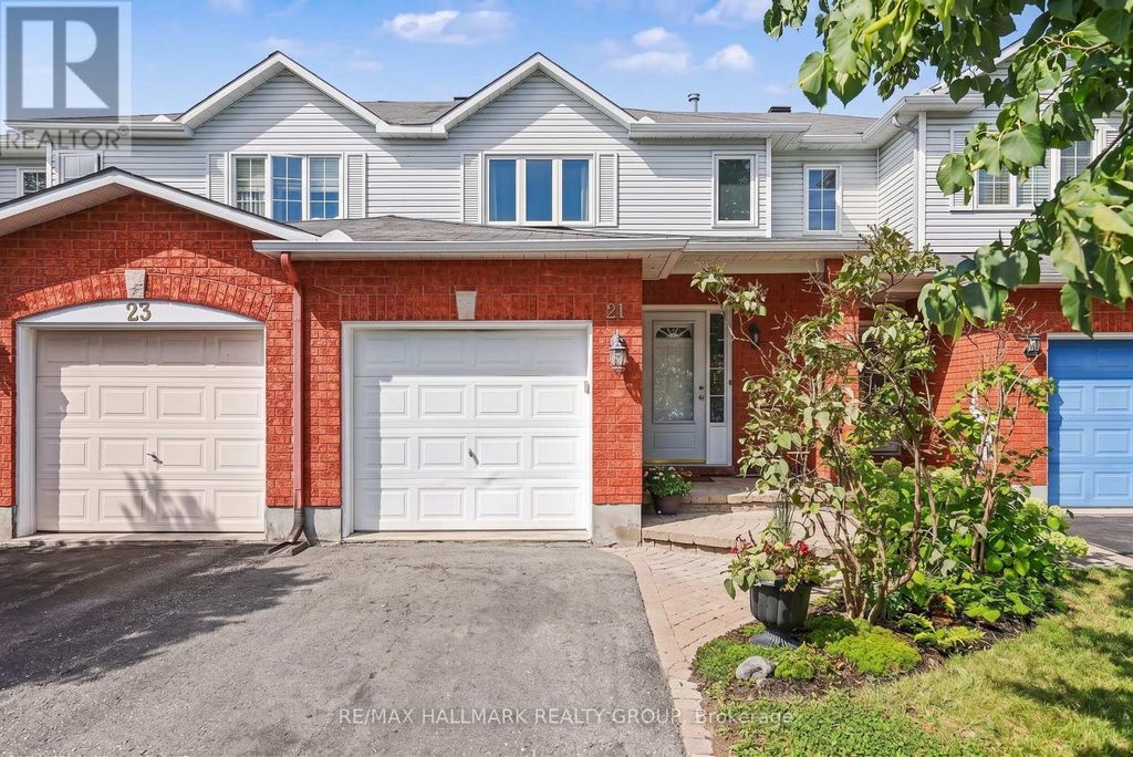 21 Nobleton Avenue, Ottawa