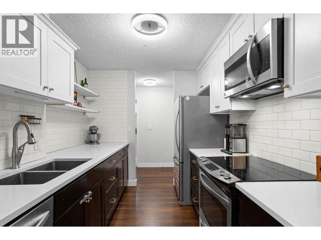 906 2020 Bellwood Avenue, Burnaby