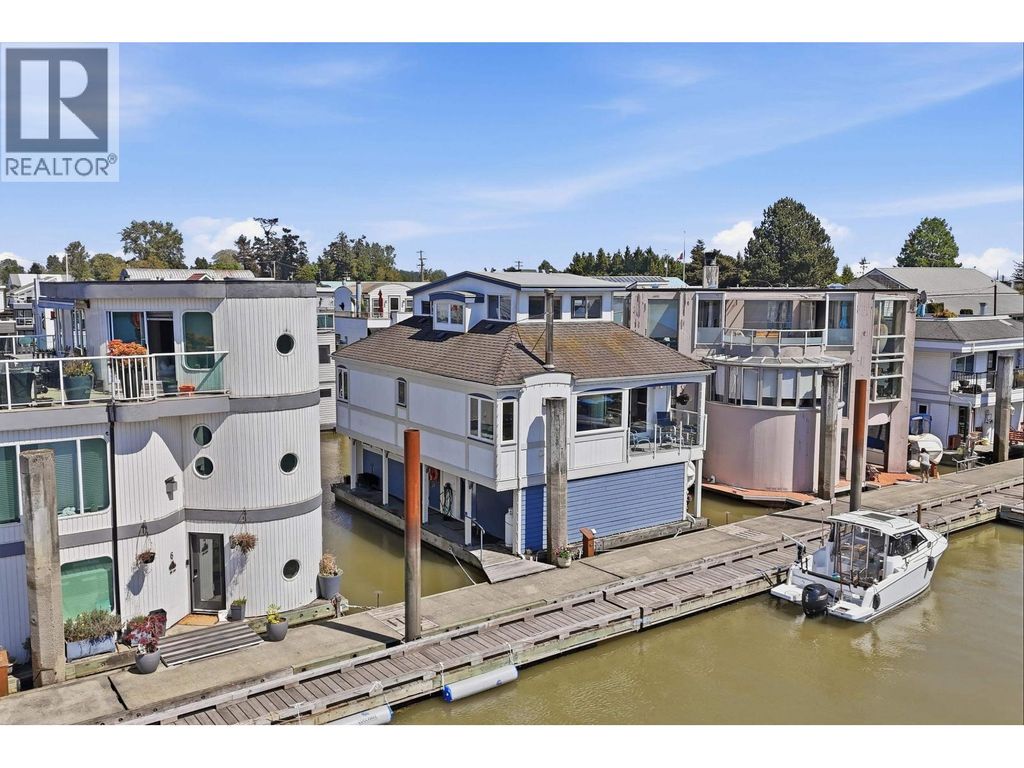 5 3459 W River Road, Delta
