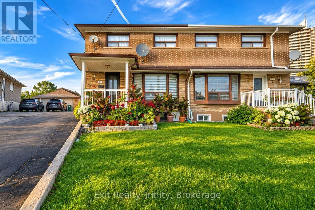57 Lindylou Road, Toronto (humbermede)