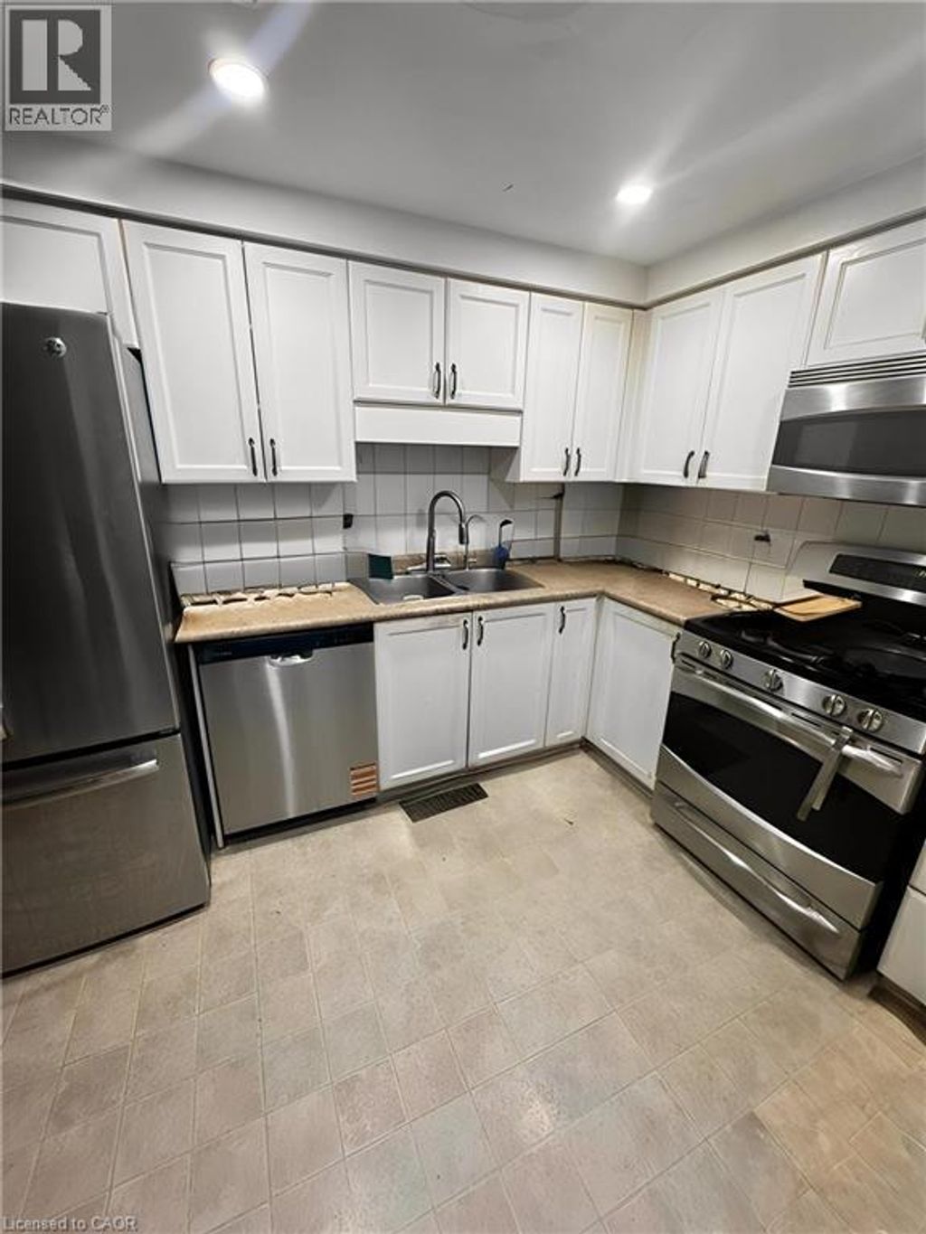 717 Activa Avenue, Kitchener
