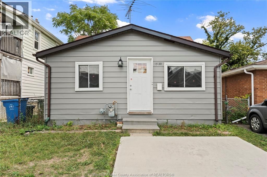 1320 Goyeau, Windsor