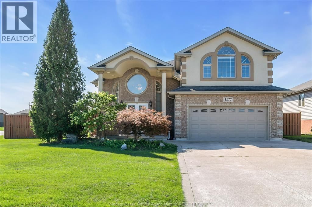 1377 Girard Drive, Lakeshore