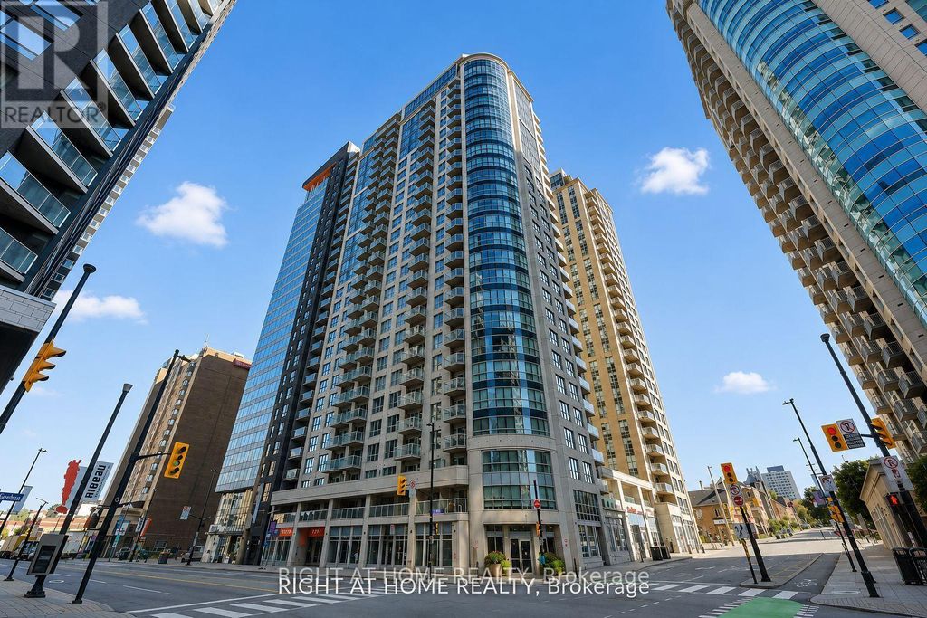 1601 - 242 Rideau Street, Ottawa