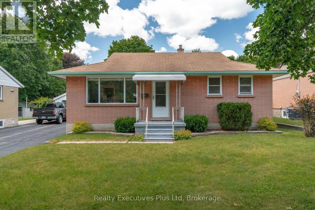 82 Cassino Avenue, Guelph (st. George's)