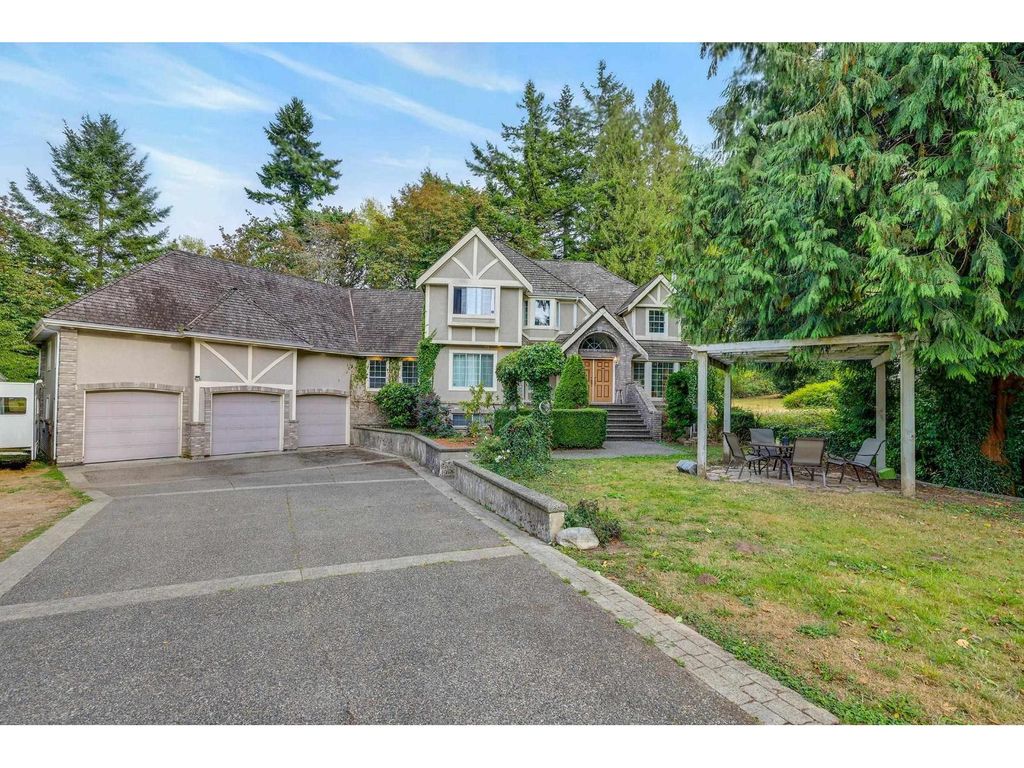 17588 28 Avenue, Surrey