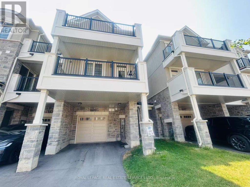 1577 Moira Crescent, Milton (bw Bowes)