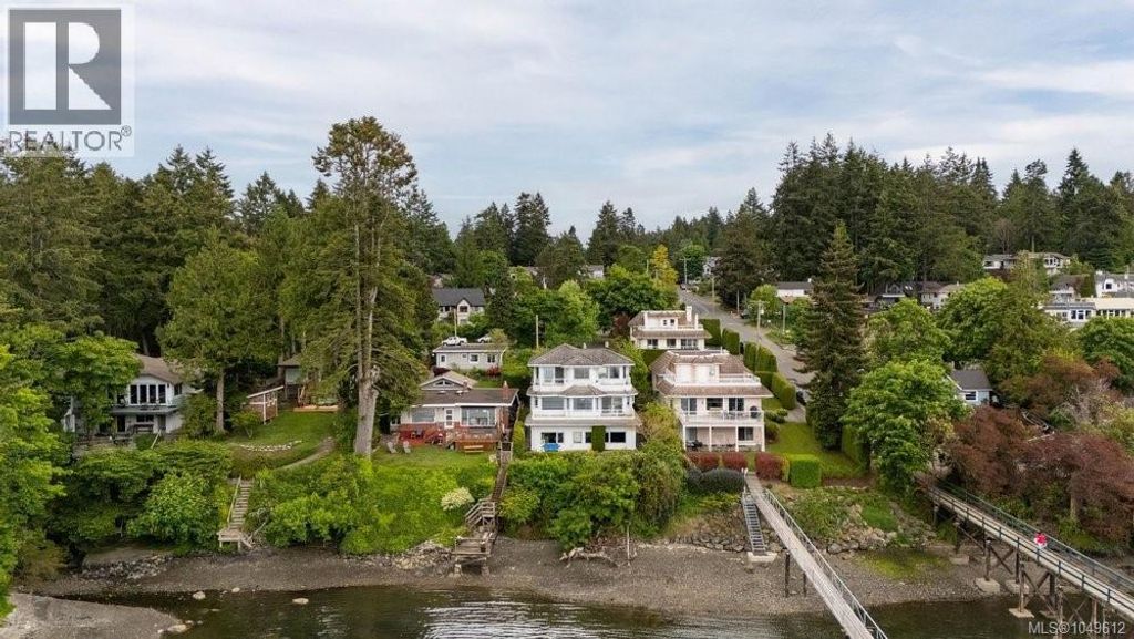 7014 Brentwood Dr, Central Saanich