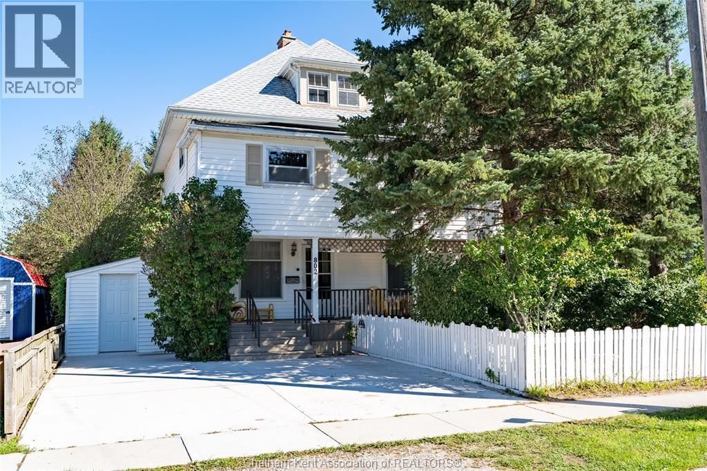 802 Elgin Street, Wallaceburg