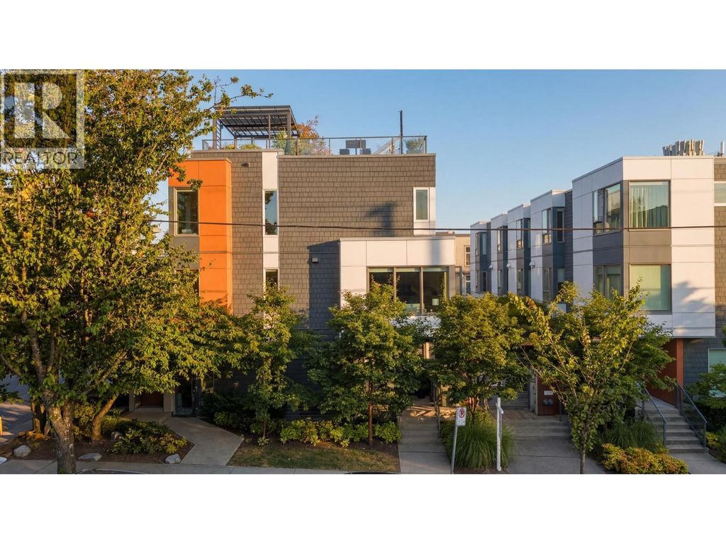639 Victoria Drive, Vancouver
