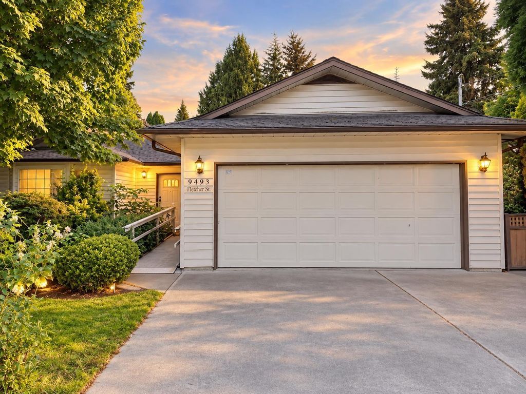 9493 Fletcher Street|chilliwack Proper East, Chilliwack