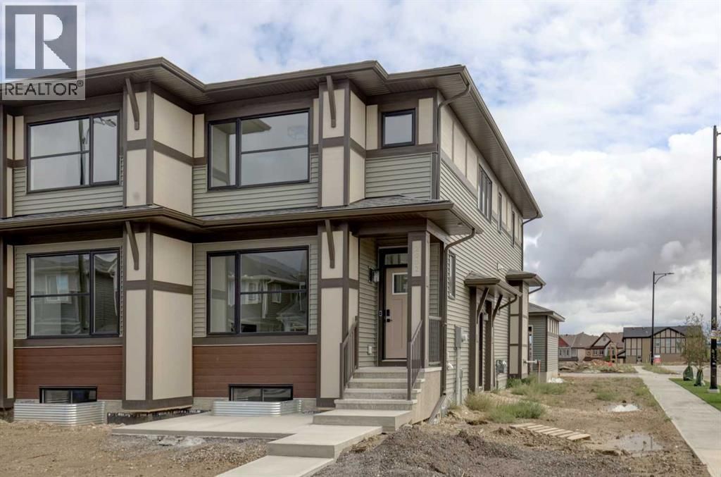 2002 Cobblebrook Crescent Sw, Airdrie