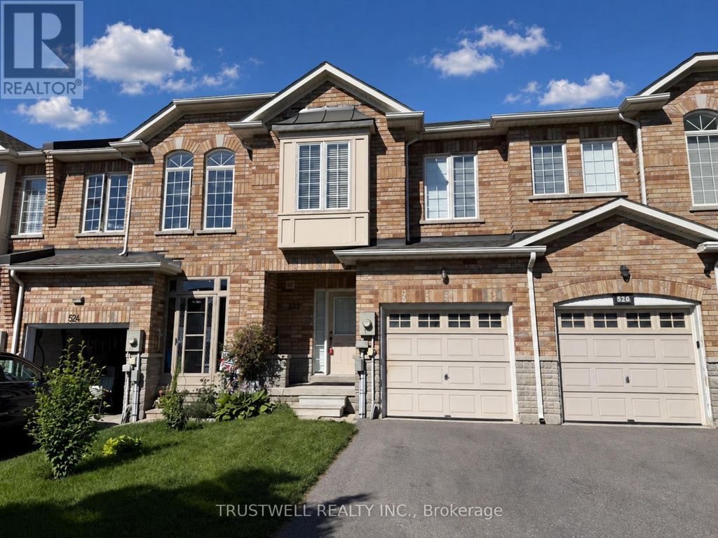522 Ainsworth Drive, Newmarket (gorham-College Manor)