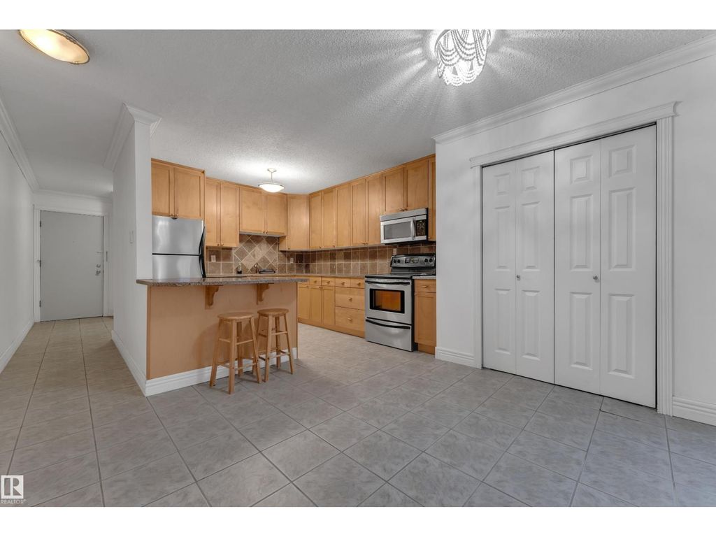 #304 10165 113 St Nw, Edmonton