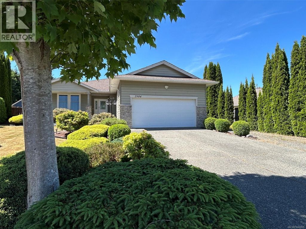 2984 Thurston Pl, Campbell River