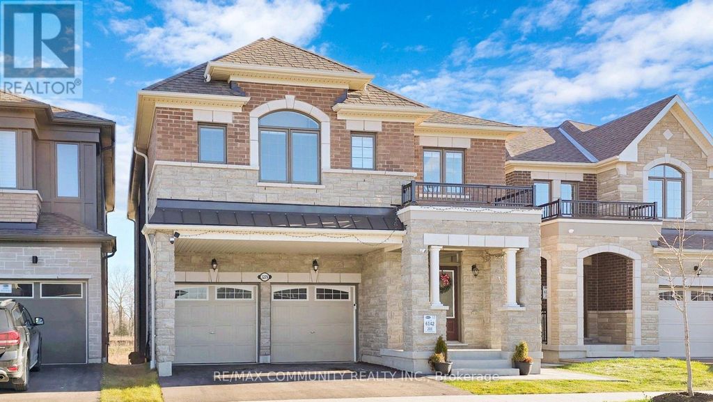 3279 Turnstone Boulevard, Pickering