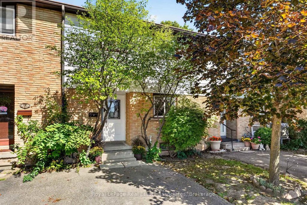 8 - 59 Maple Avenue, Halton Hills (georgetown)