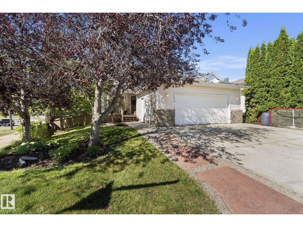 2 Westwood Wd, Fort Saskatchewan