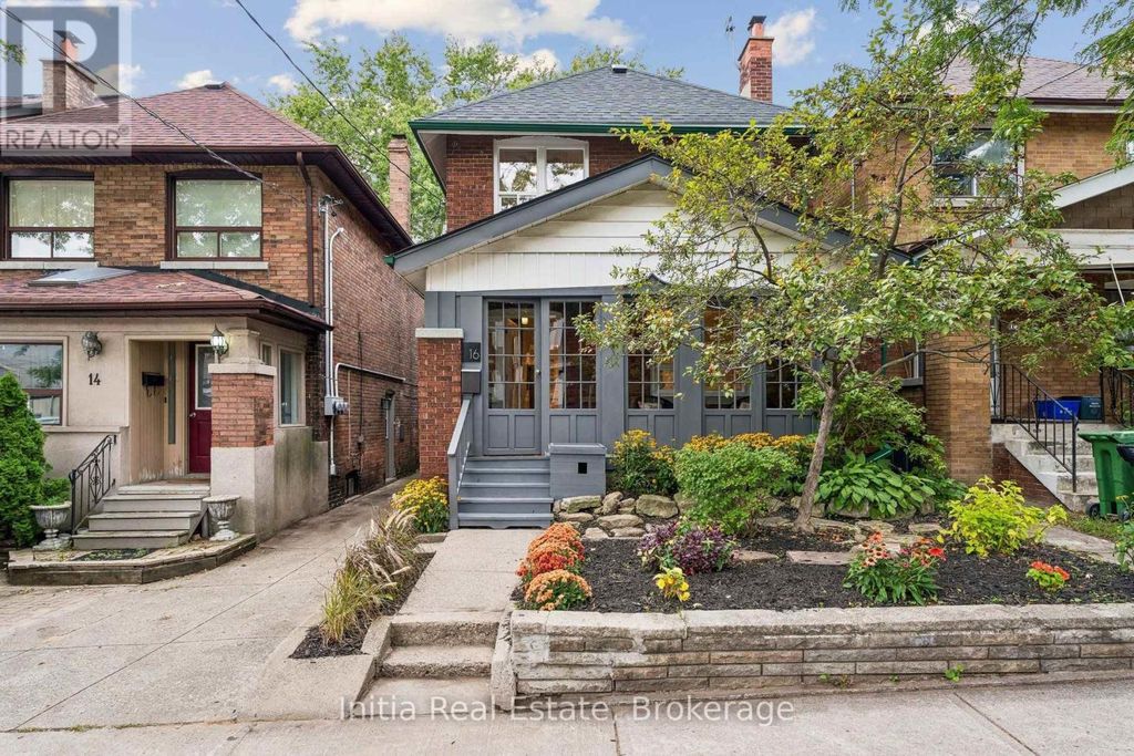 16 Glebemount Avenue, Toronto (danforth)