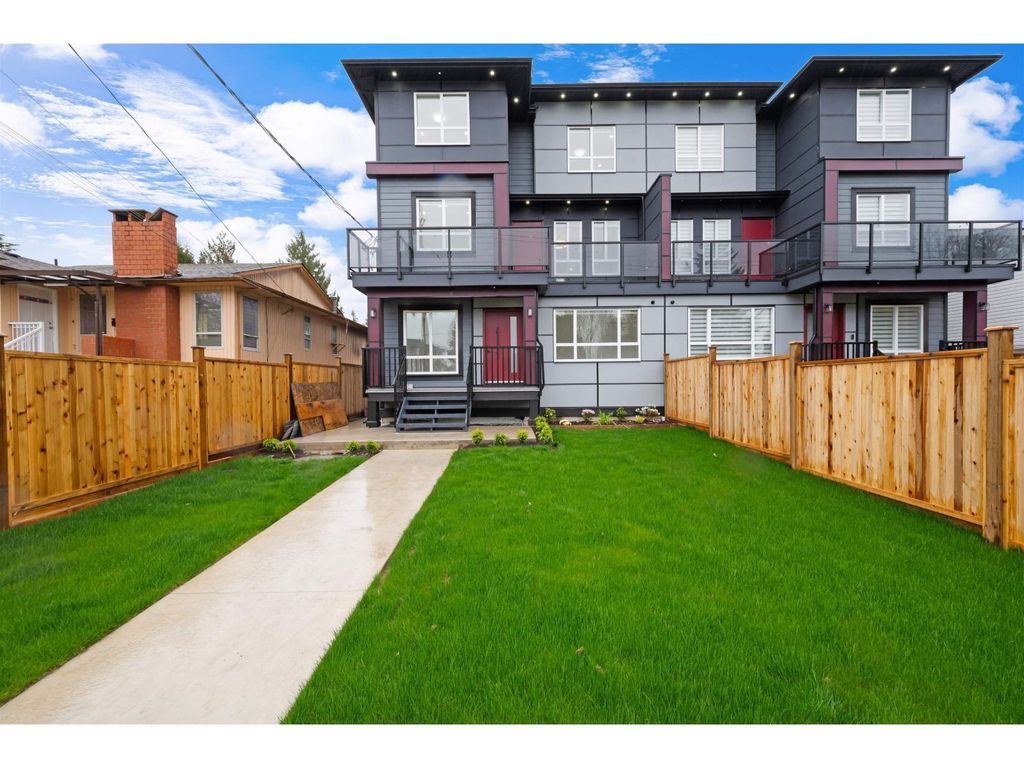 102 10432 128 Street, Surrey