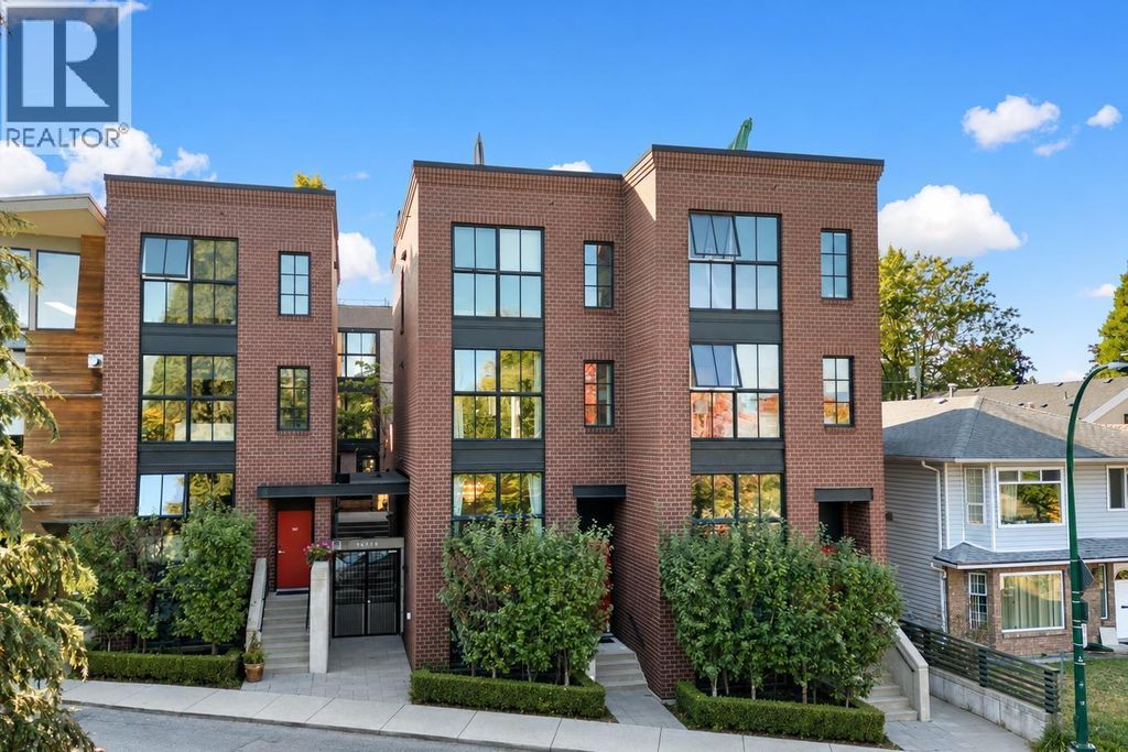 3431 Porter Street, Vancouver