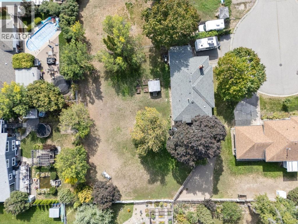 1446 Glenaire Crescent, Kelowna