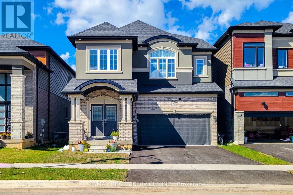 8 Waldron Street, Brantford