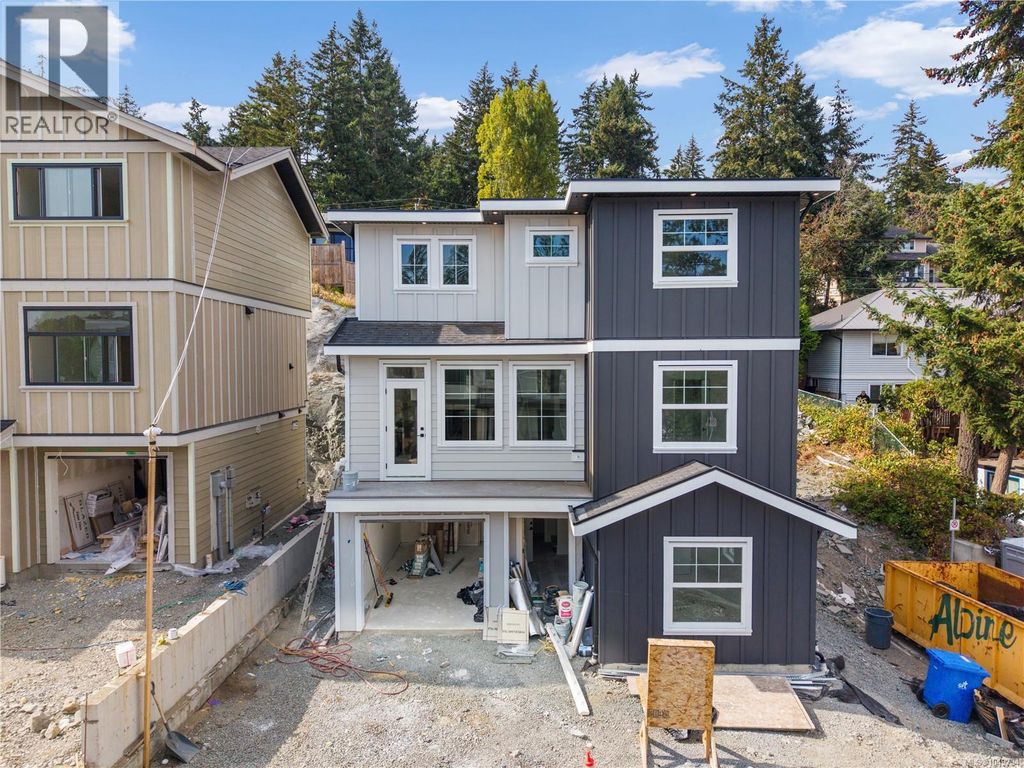 557 Belford Pl, Langford