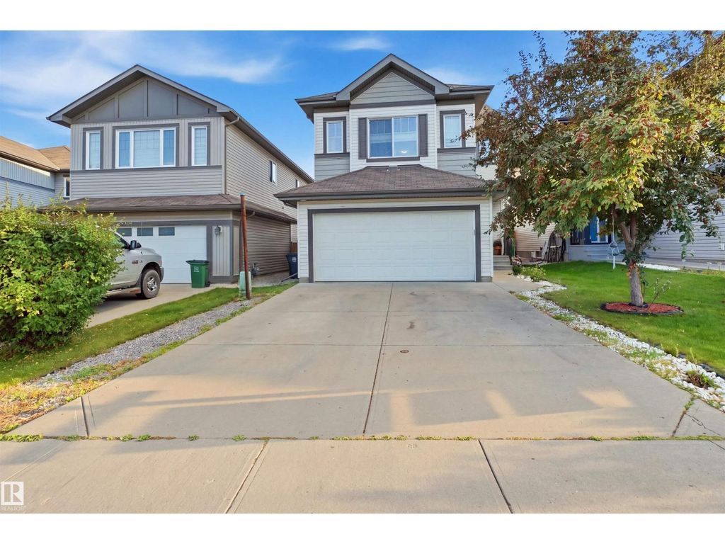 1523 36 Av Nw, Edmonton