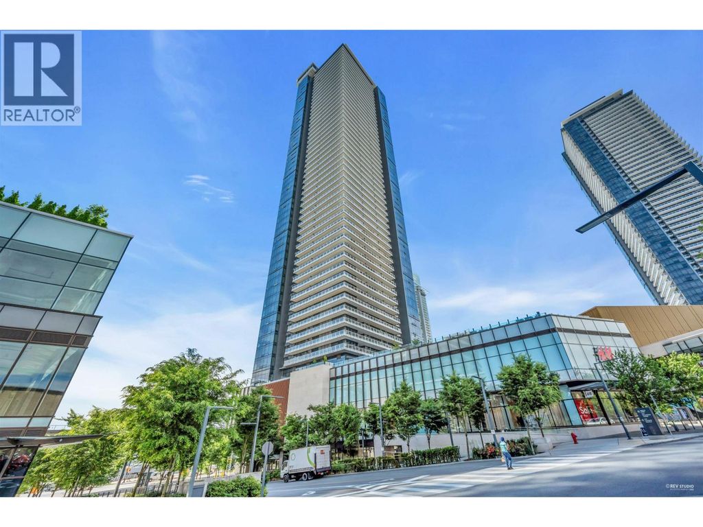 5704 1955 Alpha Way, Burnaby