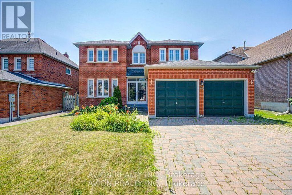 29 Charrington Crescent, Markham (unionville)