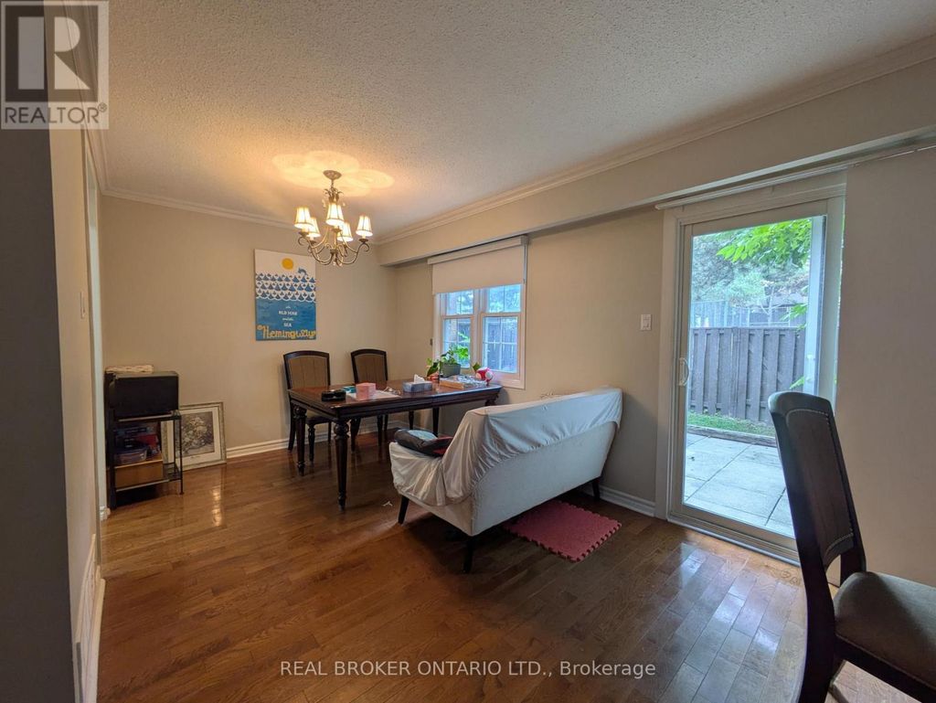 218 - 1951 Rathburn Road E, Mississauga (rathwood)