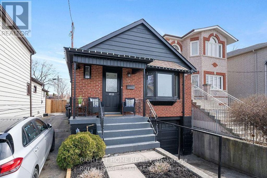 15 August Avenue, Toronto (oakridge)