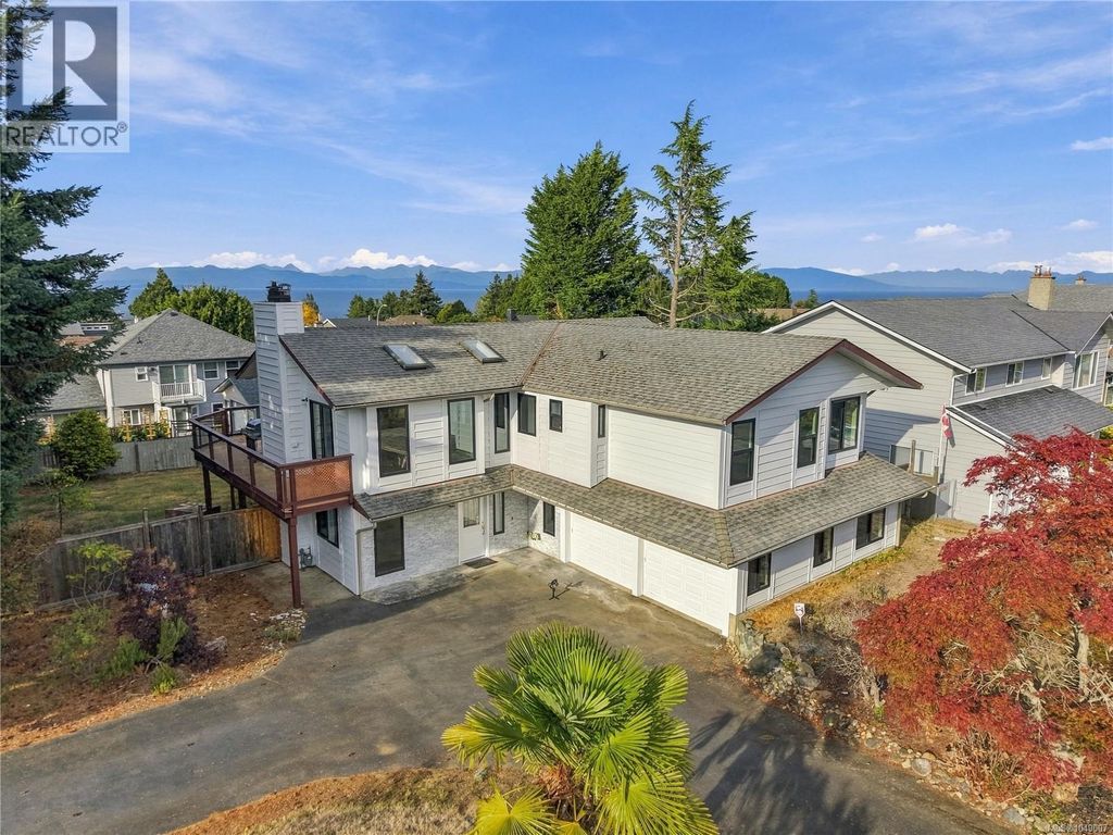 200 Kingfisher Pl, Nanaimo
