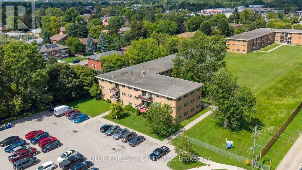 112 - 1830 Dumont Street, London East (east H)