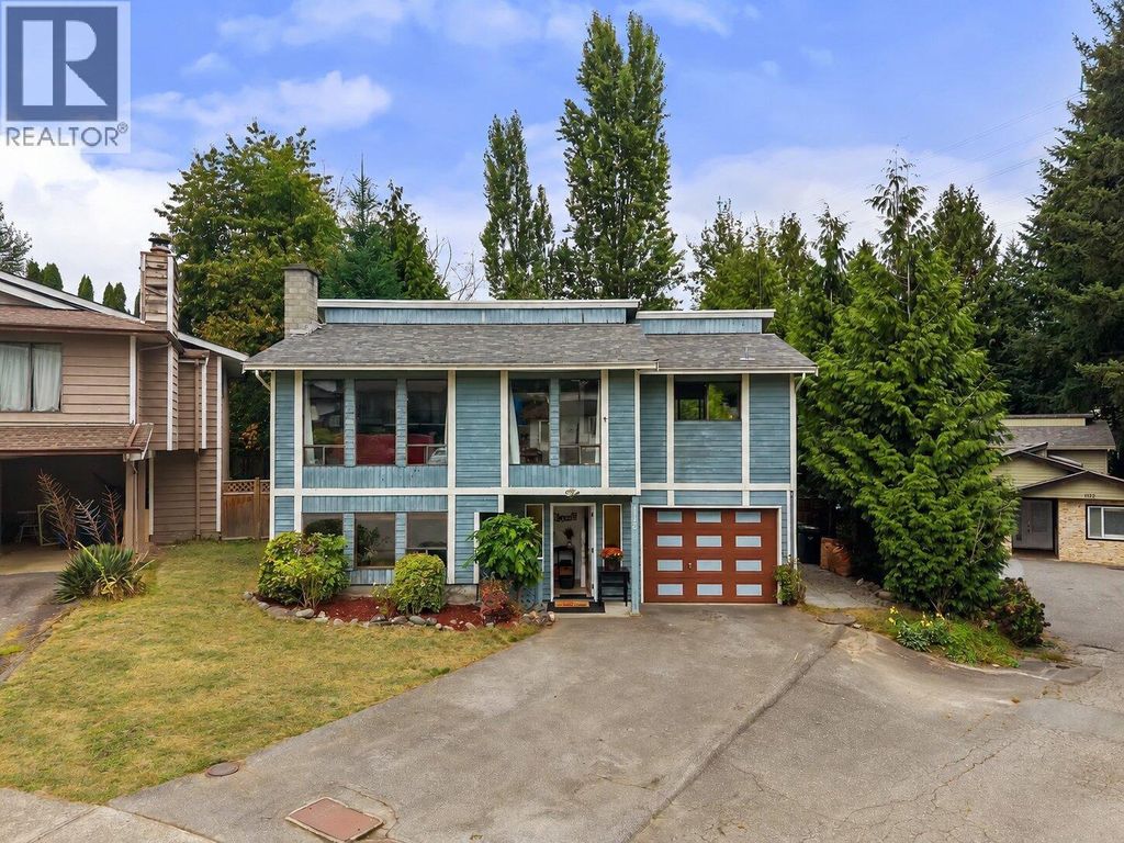 1120 Wallace Court, Coquitlam