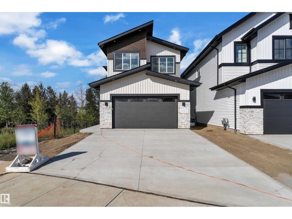 3136 7 Avenue Sw Sw, Edmonton