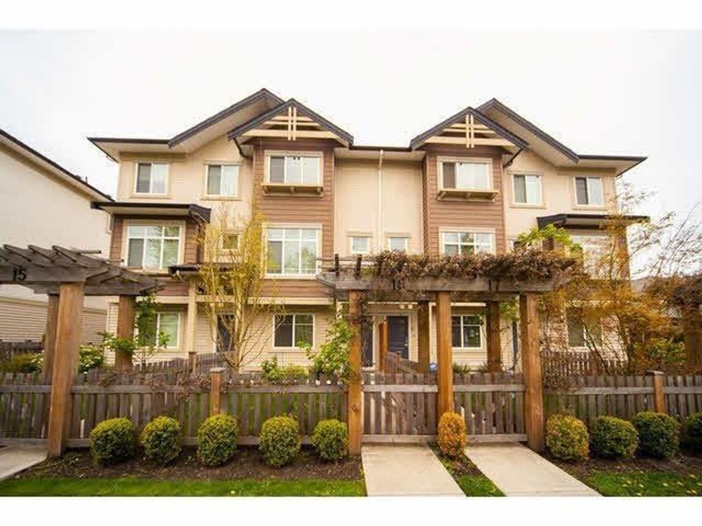 16 8418 163 Street, Surrey